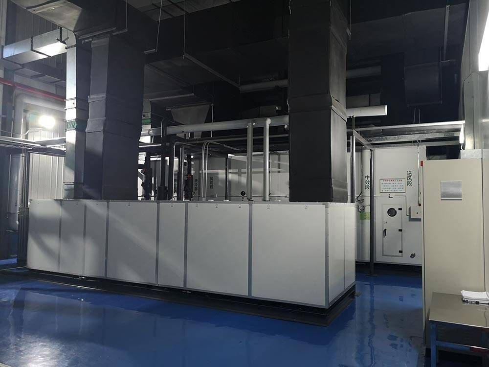 GMP净化工程，洁净车间、厂房、车间、办公、宿舍、酒店、洁净厂房、化妆品车间、
乳化车间、电子光学、食品日化、医疗器械、生物制药等整体解决方案。专业钢结构、GMP净化车间、洁净板夹芯板隔断吊顶、冷库、环氧地坪、通风换气、
恒温空调、机电设备、净化水设备、消毒杀菌、防爆实验室、水电工程、污水处理